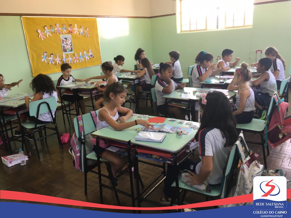 Alunos do Instituto Rodrigues Alves visitam Colégio do Carmo
