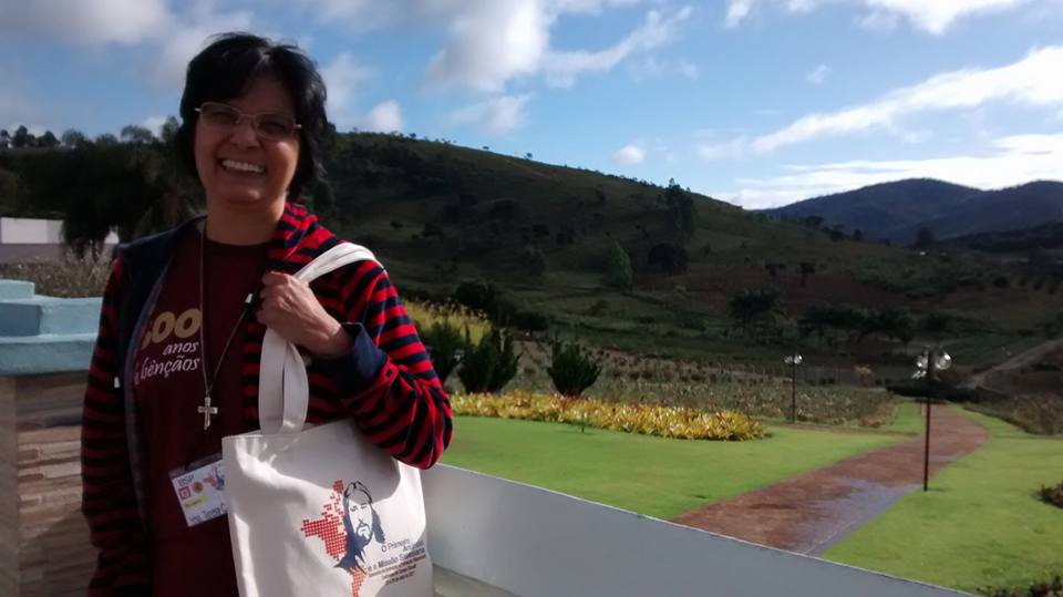 Ir. Teca participa de Seminário Continental de Animação Missionária em Cachoeira do Campo/MG